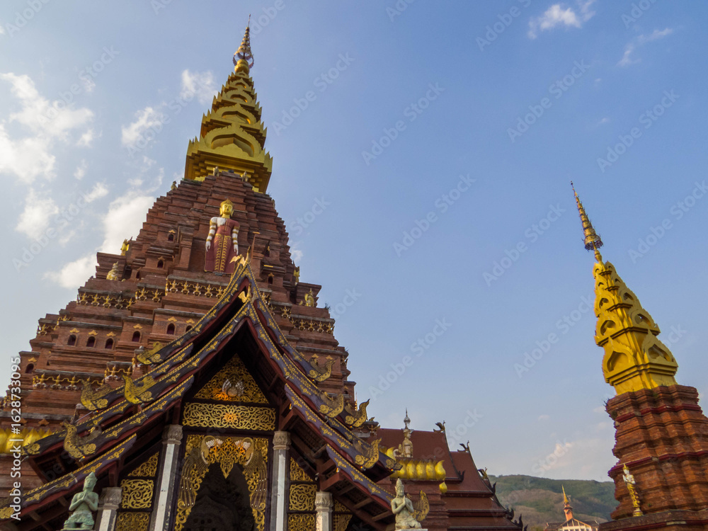 Fototapeta premium Dajinta Temple, Jinghong, Xishuangbanna, Yunnan, China