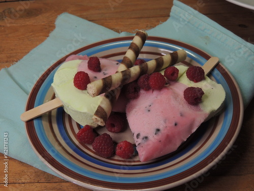 strawberry ice cream