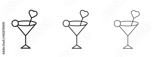 Cocktail icon element Illustration. Trendy Symbol for Design