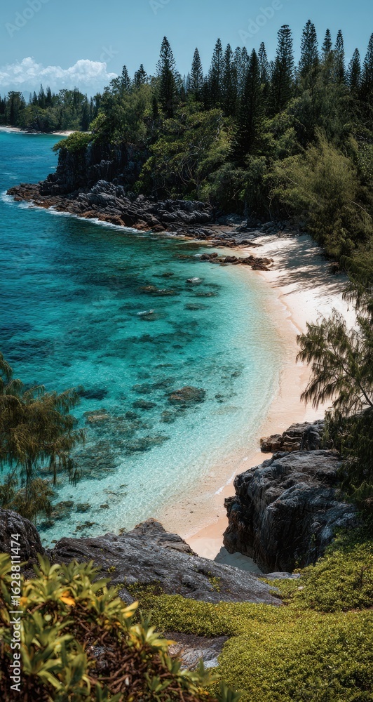 Obraz premium Coastal paradise with turquoise water