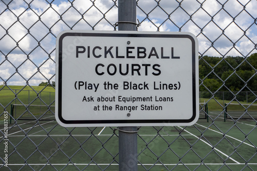 pickleball court notice 