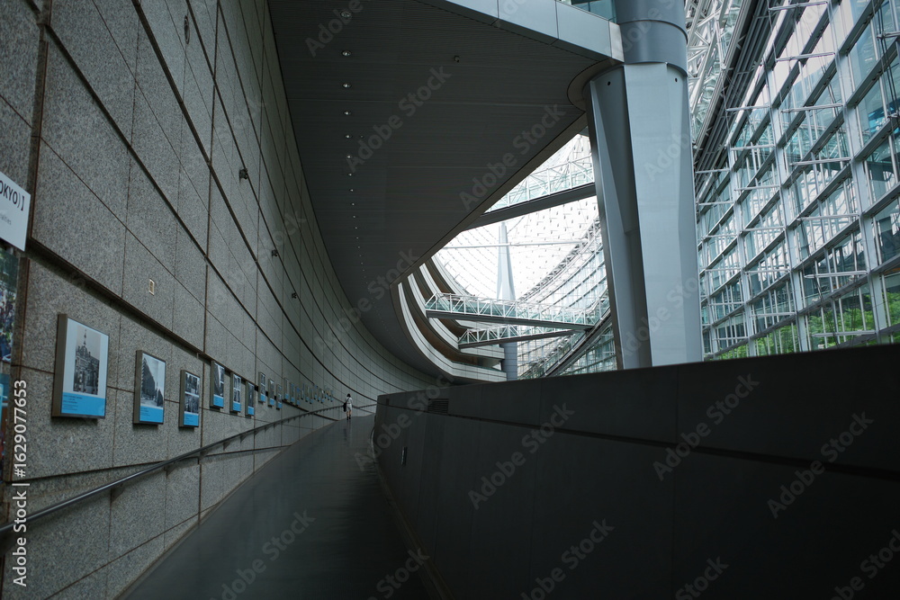Fototapeta premium Tokyo International Forum 