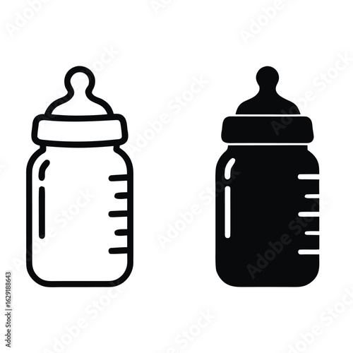 Baby botle icon vector set. Kids toysillustration sign collection. child symbol or logo.
