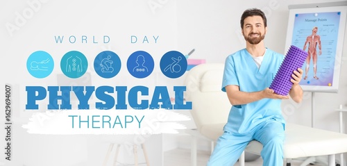 Male physiotherapist with f...