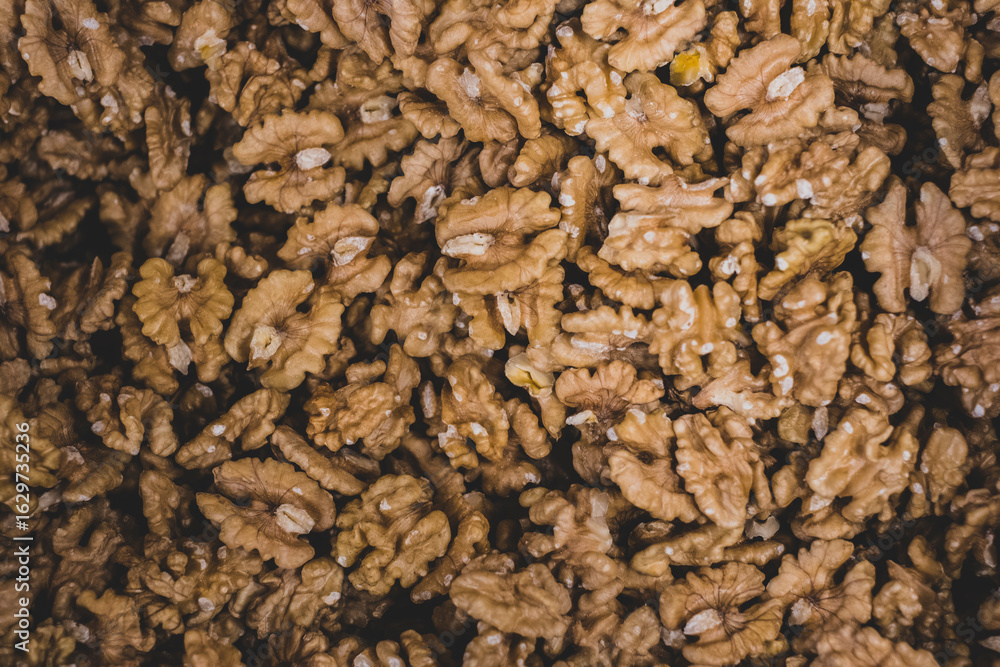 Obraz premium Nueces sin cáscara. Fruto seco, fuente de omega 3. 