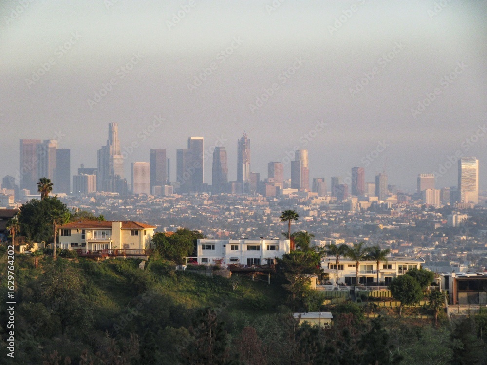 Obraz premium Los Angeles Skyline View from the Hills