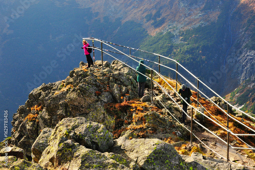 Fotografía Punkt widokowy przy górskim szlaku - Karkonosze (Śnieżka).