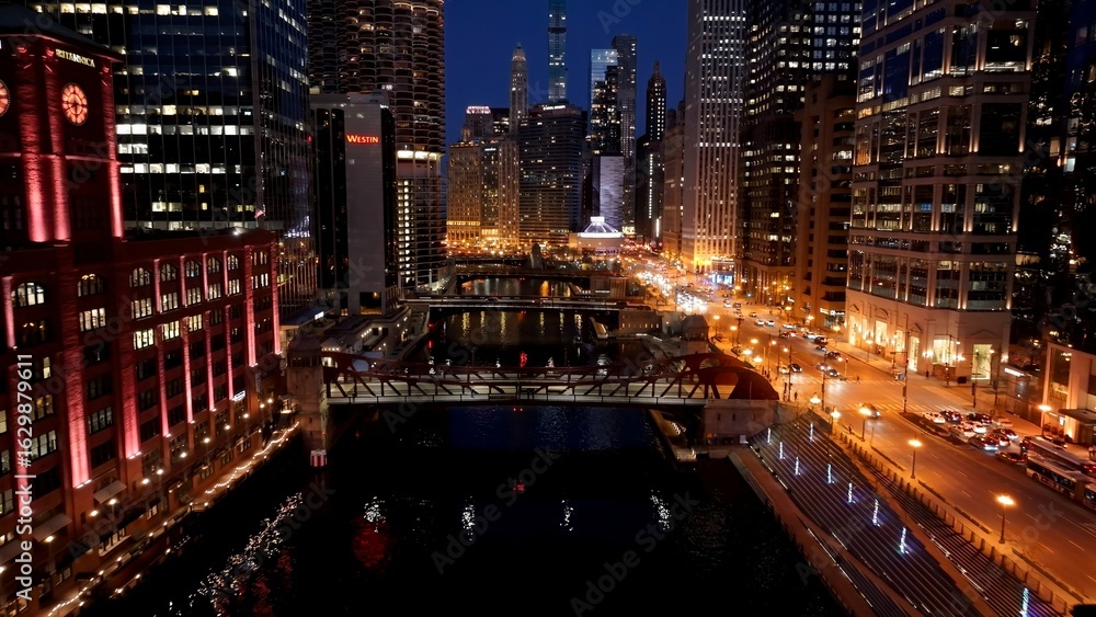 Obraz premium Night Chicago Skyline In Chicago Illinois United States. Birds Eye View Of Stunning Cityscape With Streets And Buildings. Building Town Sky Illuminated Urban. Illuminated Landmark. Chicago Illinois.