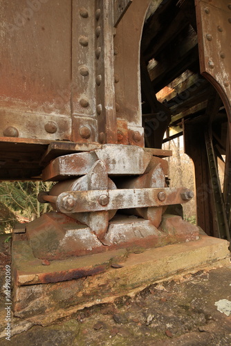 Eisenbahn Brücke Detail Nieten Rost Farbe um 1890 in  Thüringen Denkmal Bauwerke Natur Landschaft Tiere und vieles mehr- Europa Thüringen
Gera, Tag, Frühling Sommer Herbst Winter 