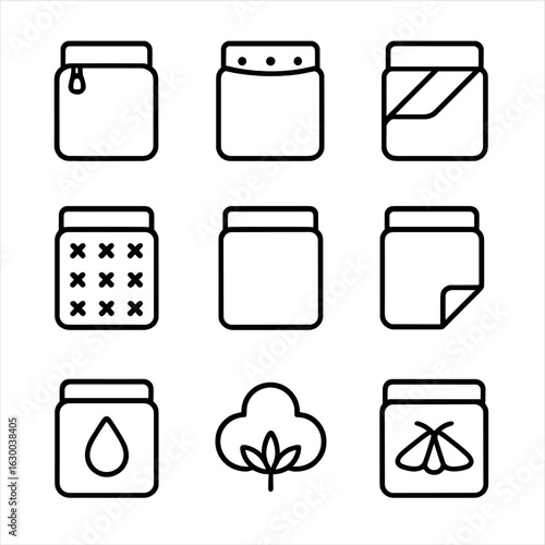 Duvet Cover Icons. Outline icon set of duvet covers: zipper cover, buttoned cover, envelope cover, patterned cover, plain cover,