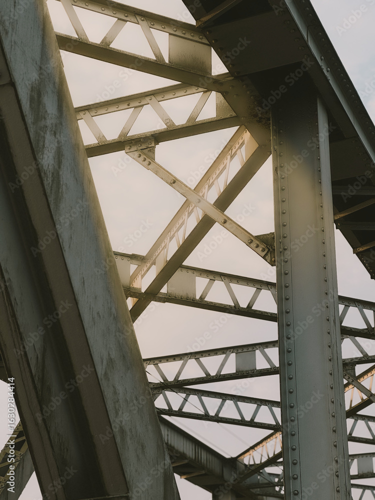 Obraz premium steel bridge construction