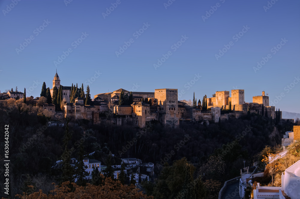 Fototapeta premium Sunrise over the Alhambra in Granada.