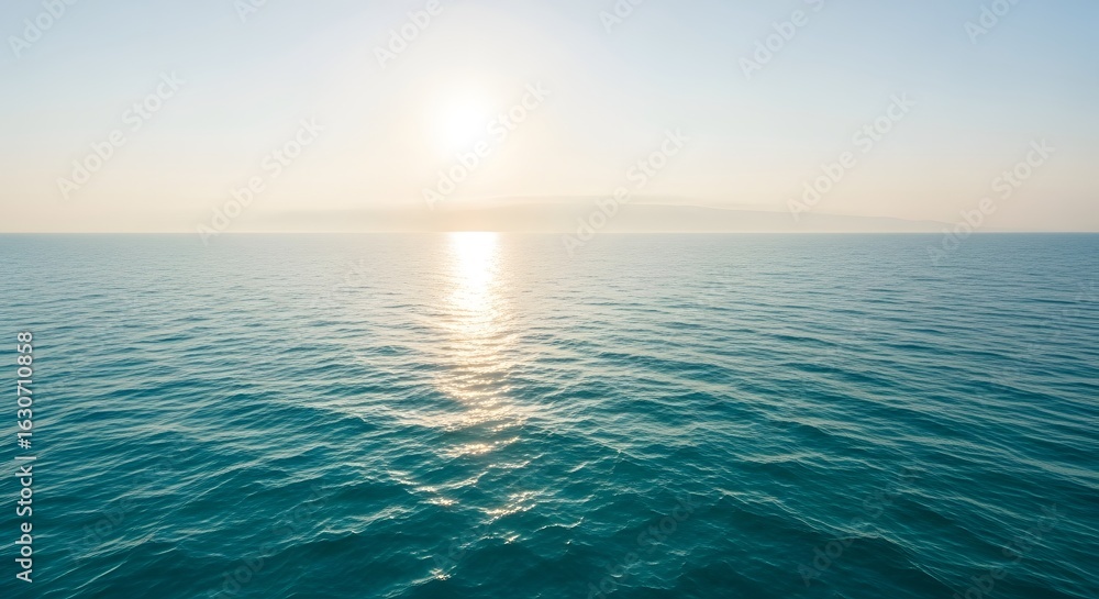 Obraz premium Bright Sun Reflection Calm Blue Ocean Horizon Minimal