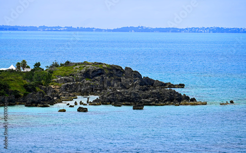 sea and rocks