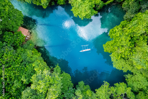 Riri Blue Hole, Espiritu Santo, Vanuatu