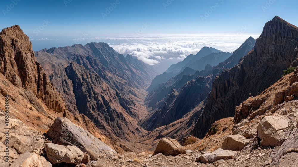Fototapeta premium Mountain Valley Landscape with Cloud Layer