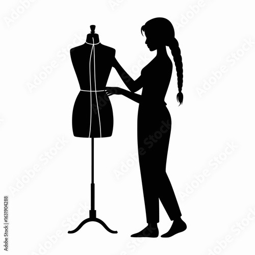 Tailoring Silhouette with Dress Form and Designer