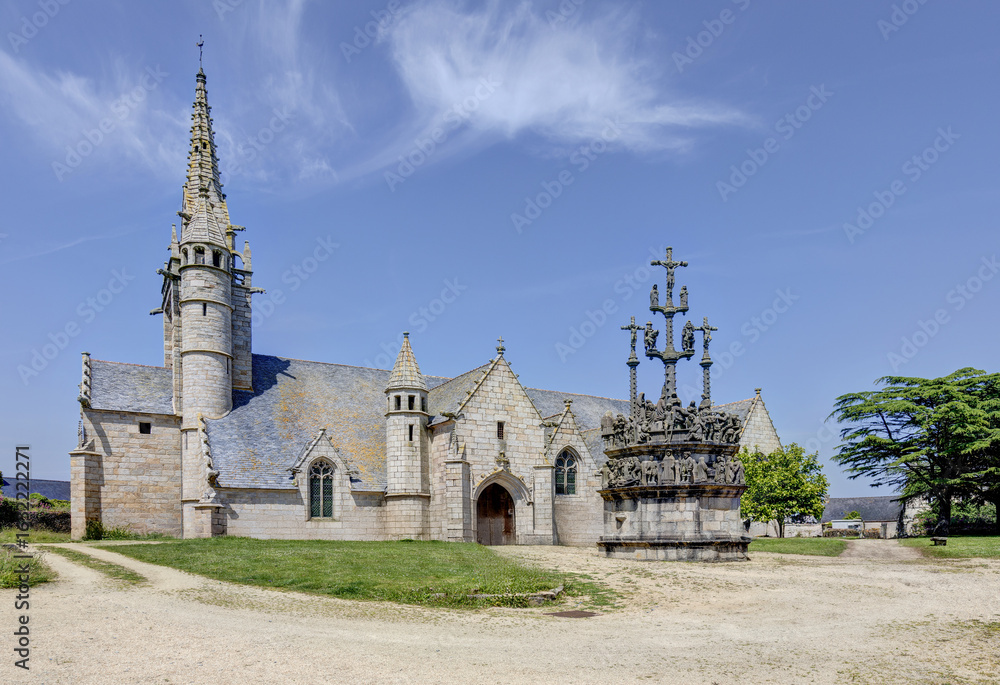 Φωτογραφία Enclos paroissial de Plougonven dans le département du Finistère - Bretagne