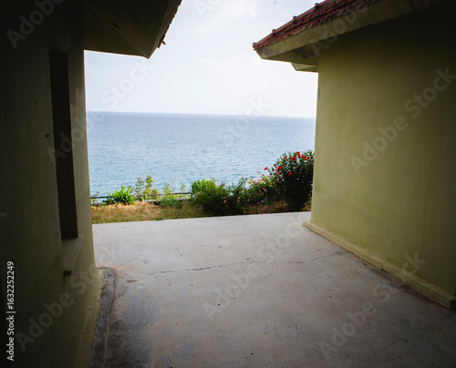 hi-tech house by sea