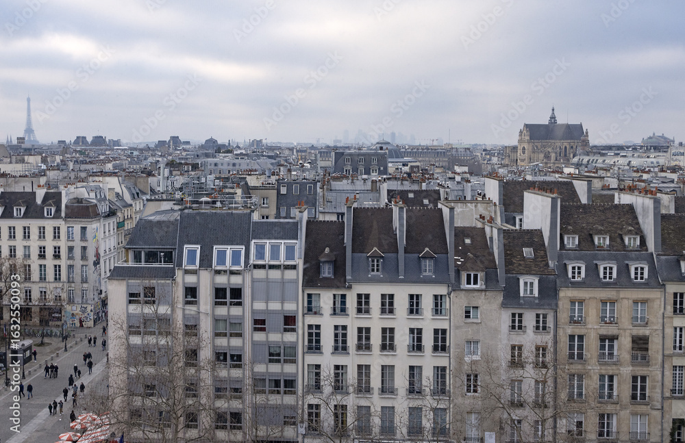 Fototapeta premium Panorama de Paris vu de Beaubourg