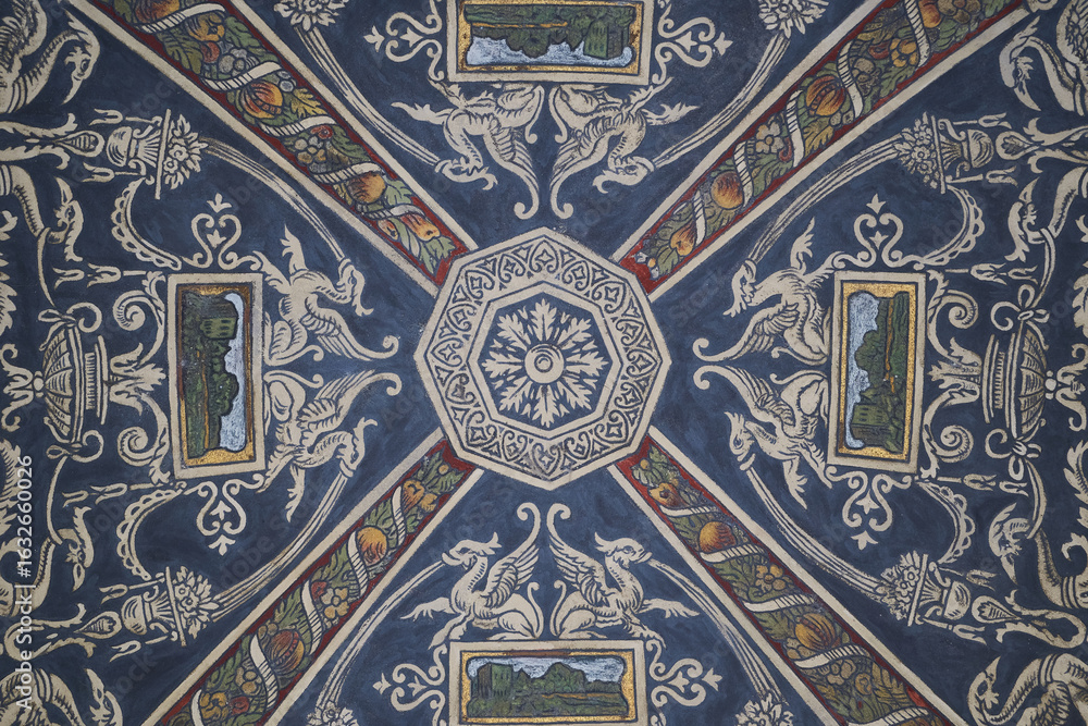 Obraz premium Detail of a richly decorated ceiling of the Buda Castle Garden Bazaar (Varkert Bazaar) in Budapest, Hungary