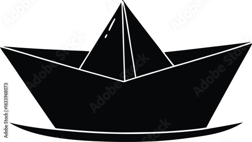 Un jouet en papier, un bateau à voile nautique, navigue sur l'océan, symbole de voyage et d'été