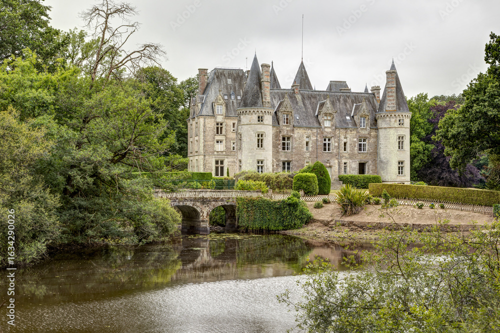 Obraz premium Château de Trédion à Trédion dans le département du Morbihan - Bretagne