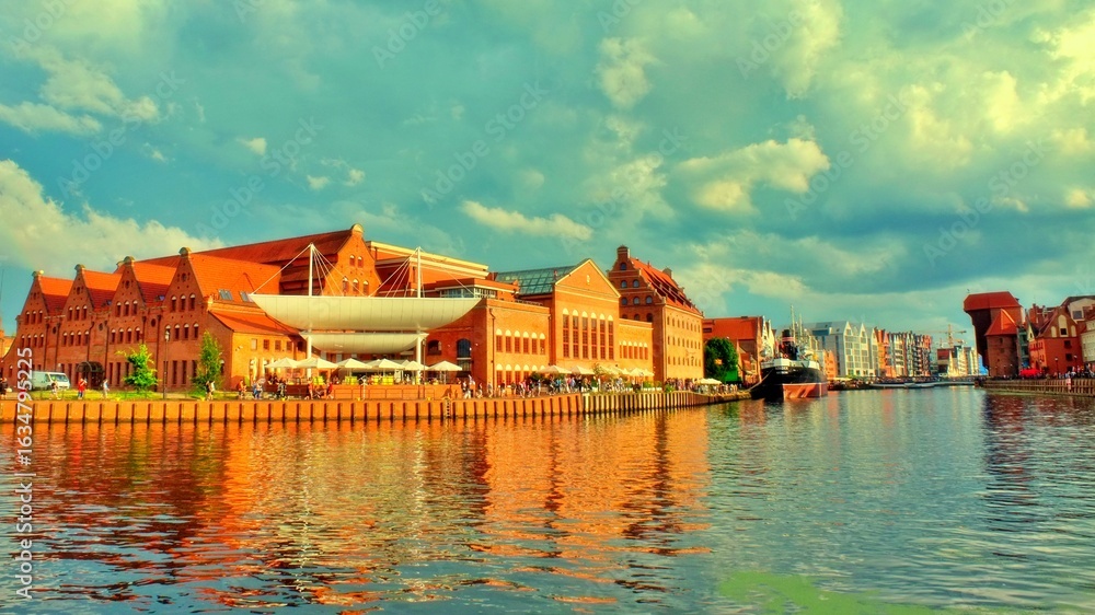 Fototapeta premium city of gdansk panorama with river