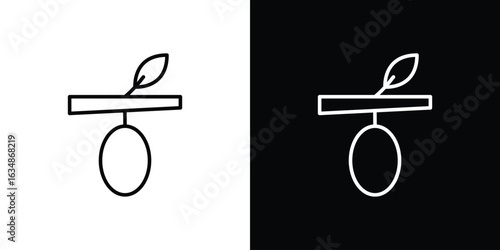 Cocoon icon. Editable strokes icons for your design