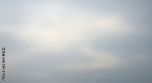 Subtle Grey and White Sky Background: Soft, Dreamy Haze for Design Projects