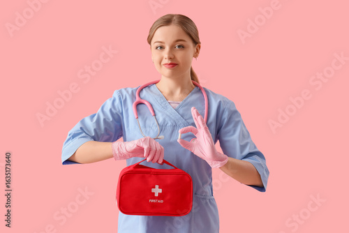 Female doctor with first ai...