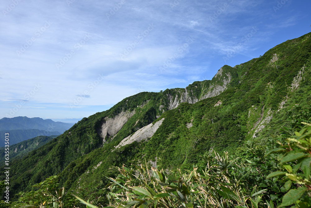 Fototapeta premium Climbing Mount Amakazari, Niigata, Japan