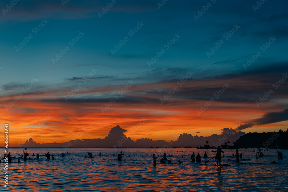 Naklejka premium Boracay, Philippines - august 3 2025 The famous Willy's Rock at station 1 in Boracay island on sunset