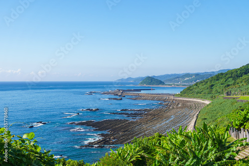 宮崎県日南海岸　道の駅フェニックスから望む鬼の洗濯岩