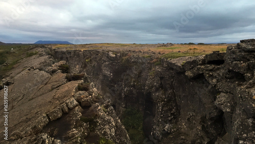 Konstfotografi The Rift Between Continents – Þingvellir National Park, Iceland