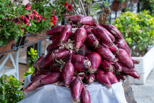 Tropea Red Onion (Cipolla Rossa di Tropea) – Calabrian Culinary Specialty