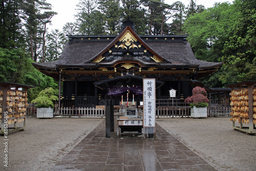 Photos shinto temple (osaki hachiman-gu) in sendai in japan