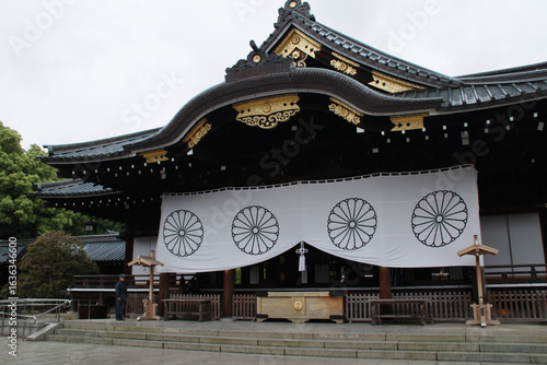 Quadro su tela shinto temple (yasukuni-jinja) in tokyo in japan