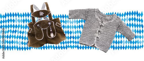 Strickjacke in Grau im alpinen Trachtenstil