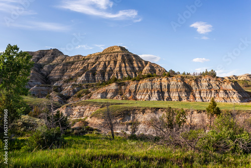 Fototapeta Naklejka Na Ścianę i Meble -  Picturesque landscape in North Dakota in Theodore Roosevelt National Park