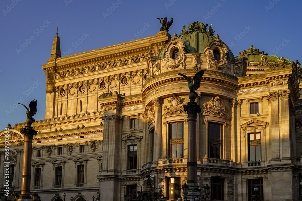 Fototapeta premium exterior facade of the Opéra Garnier , concert hall in Paris, France