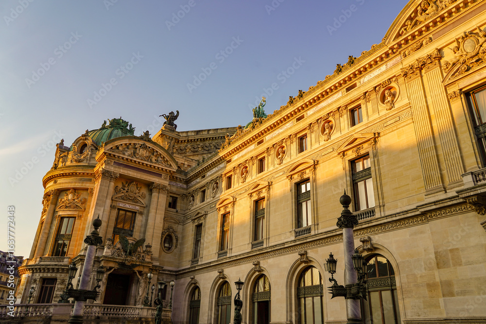 Fototapeta premium exterior facade of the Opéra Garnier , concert hall in Paris, France