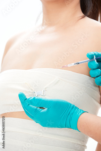 Medical aesthetic body contouring injections and examinations