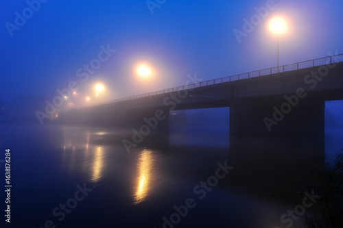 Soir de brouillard.