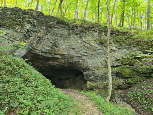 old stone wall, ]Missouri caves