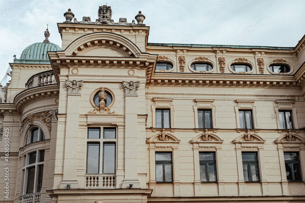 Fototapeta premium Baroque style building in Old Krakow