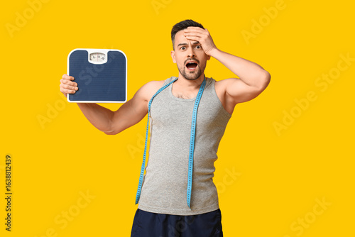 Handsome sporty shocked man...