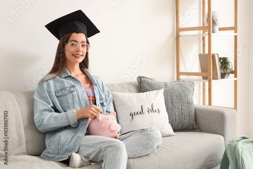 Female student in graduatio...