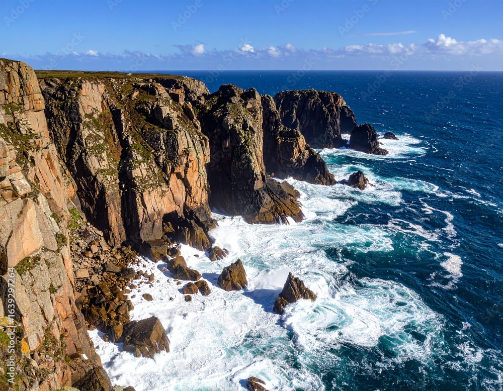 Obraz premium Coastal Cliffs with Sea Spray