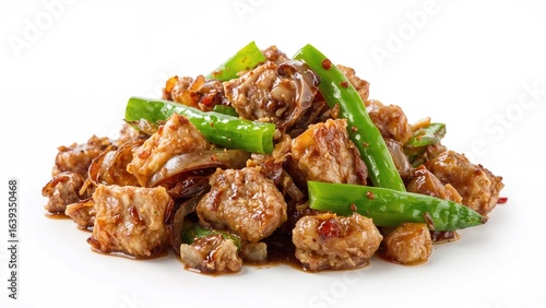 SautÃ©ed pork combined with green bell pepper and onion served plain